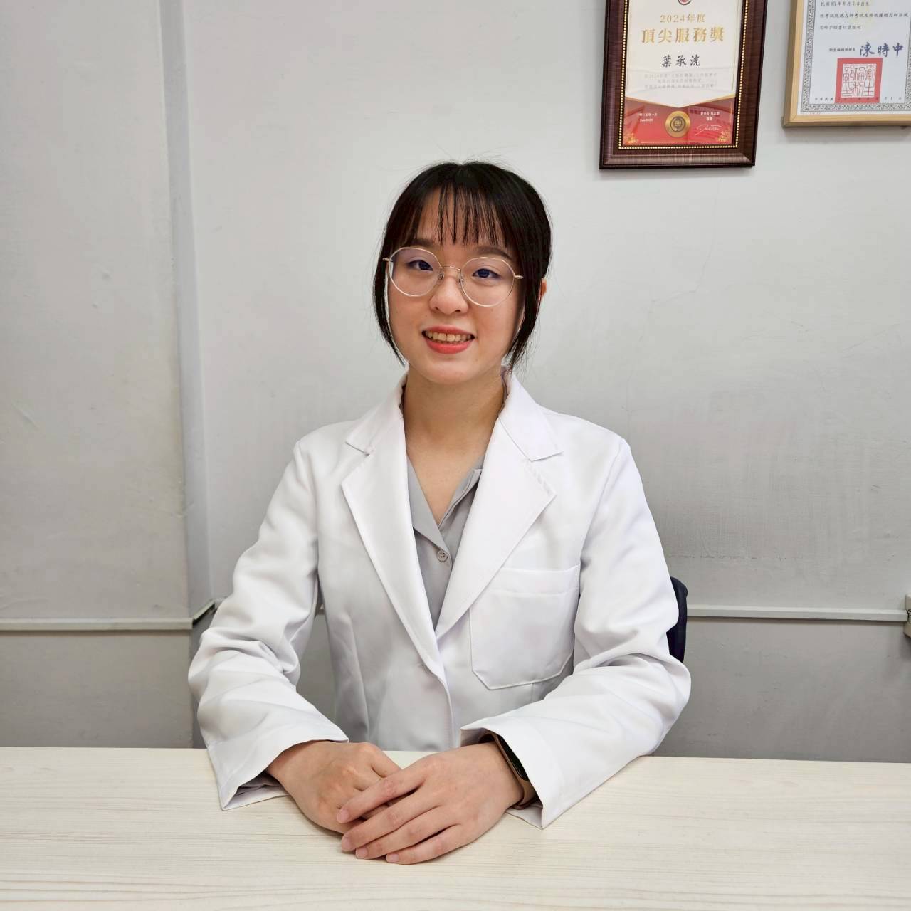 台中市大雅區、西屯區、神岡區、豐原區、潭子區的元健助聽器西屯西屯助聽器店 劉聽力師親切、友善，服務態度極受客戶推崇！
