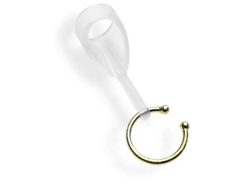 MIMITAKARA 簡約銀色安全環配戴示意